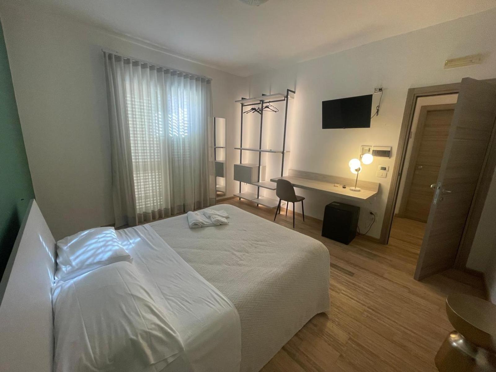 Albergo Perseo Portopalo Di Capo Passero Εξωτερικό φωτογραφία