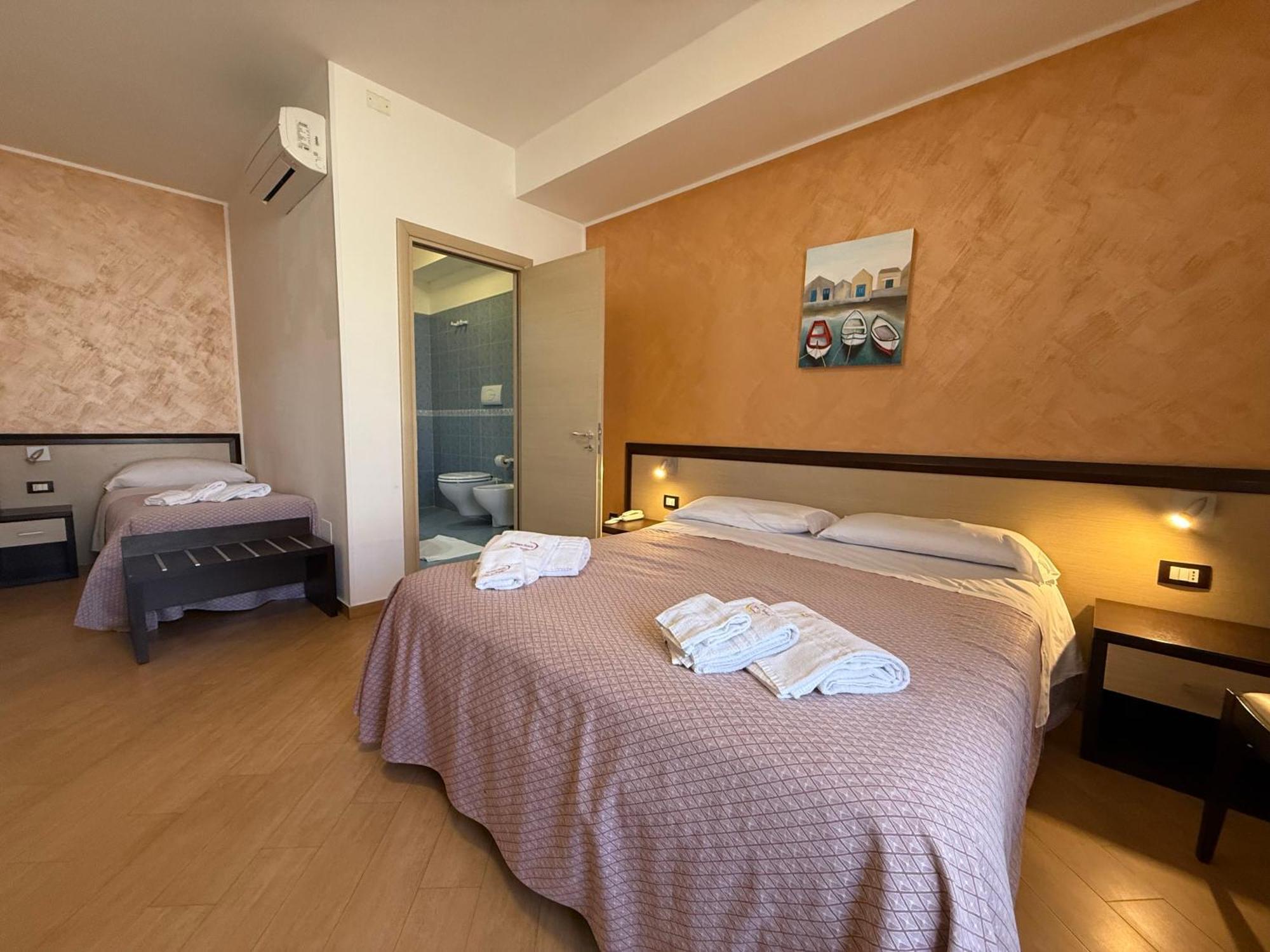 Albergo Perseo Portopalo Di Capo Passero Εξωτερικό φωτογραφία