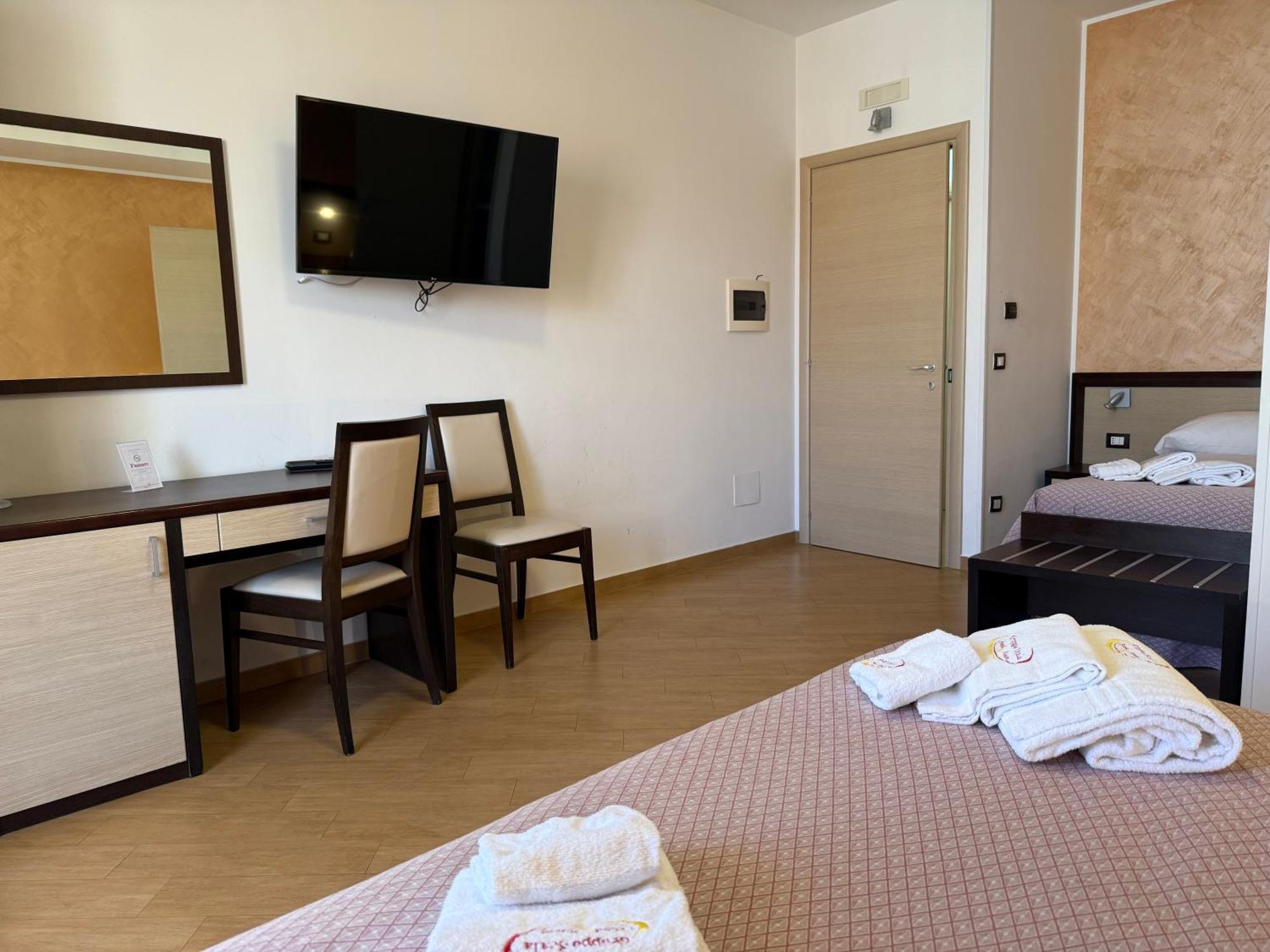 Albergo Perseo Portopalo Di Capo Passero Εξωτερικό φωτογραφία