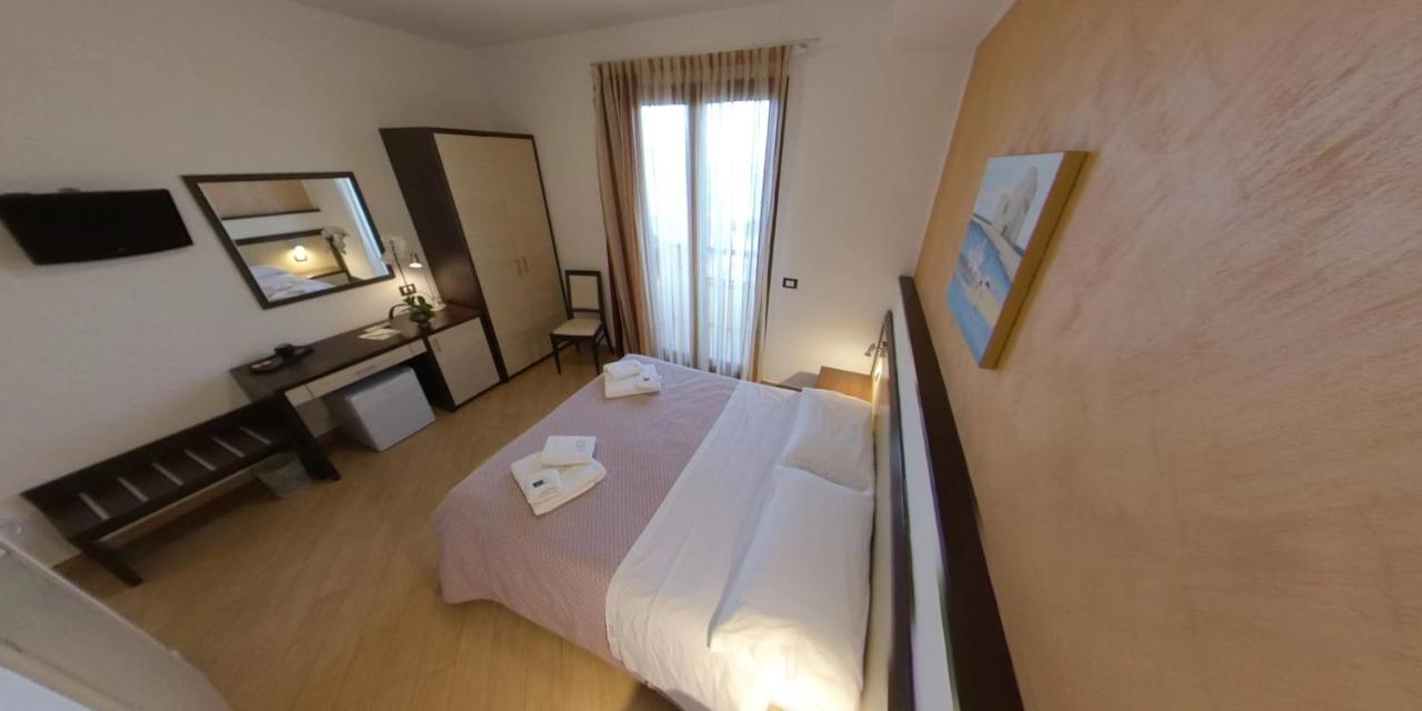 Albergo Perseo Portopalo Di Capo Passero Εξωτερικό φωτογραφία